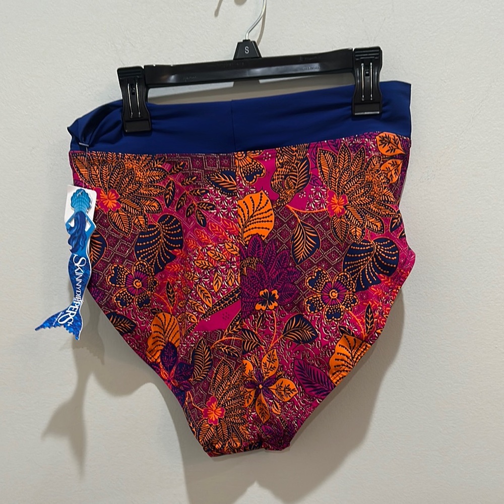 Floral High-Waisted Bikini Bottoms - Picture 5 of 6